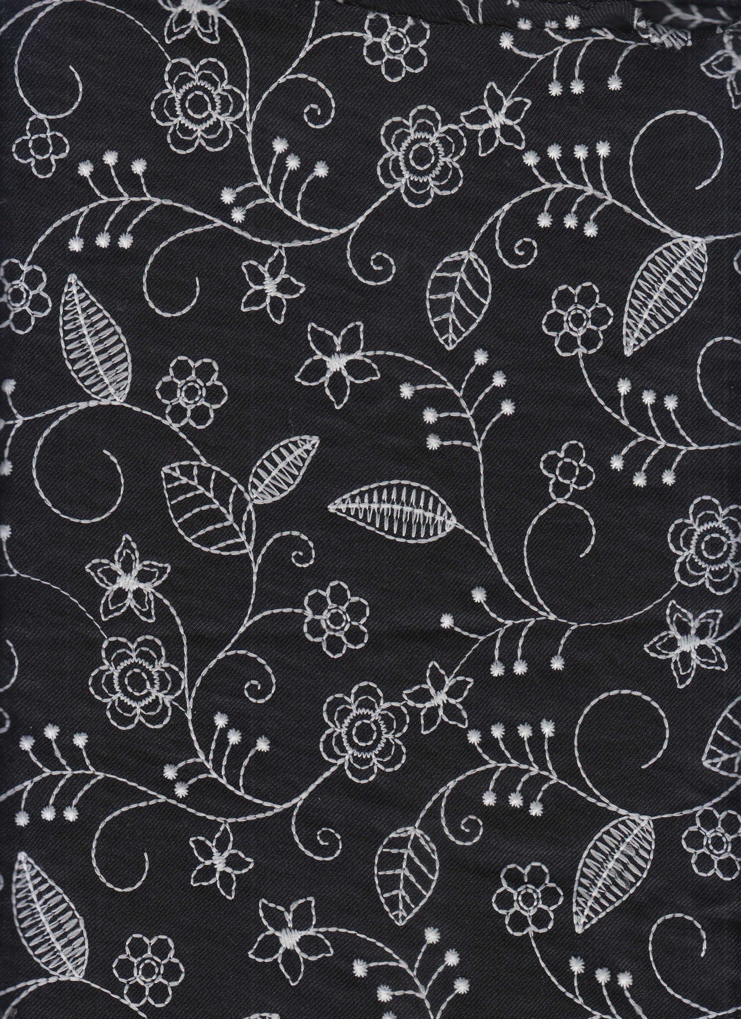 30537 BLACK/WHITE#4 BLACK BOTTOM CARDEGAN DRESS EMB FLOWER JACKET LEAF LUXOR PANTS POLYESTER SHORT SKIRT TOP VEST WHITE WOVEN