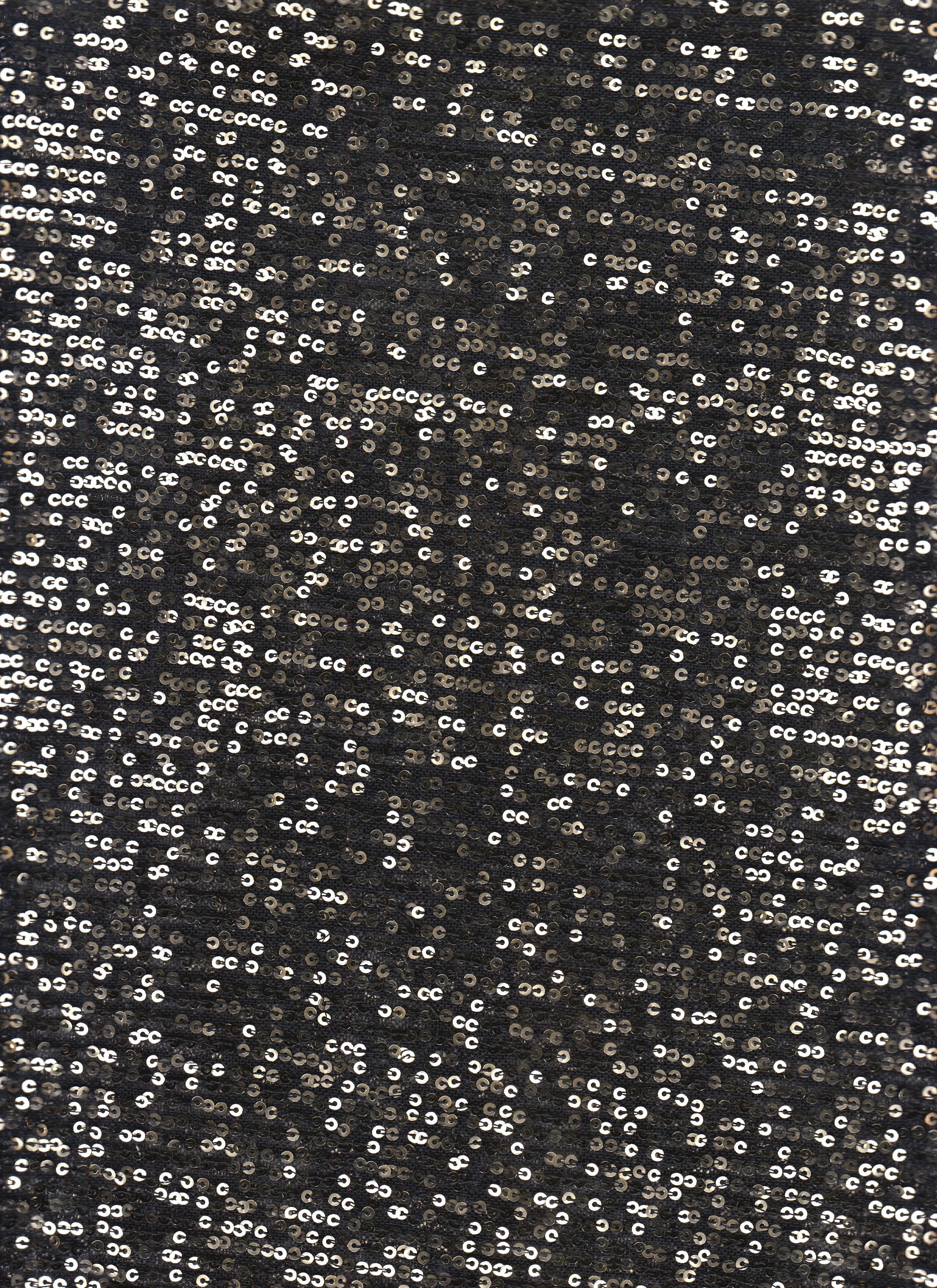 Sequince Fabric - Dazzling Shine With Flexible Comfort 